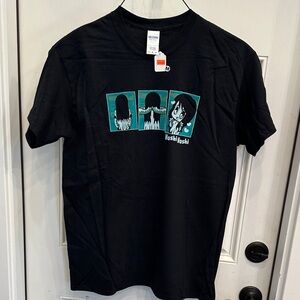 NWT Gildan Black T-Shirt with Graphic Design